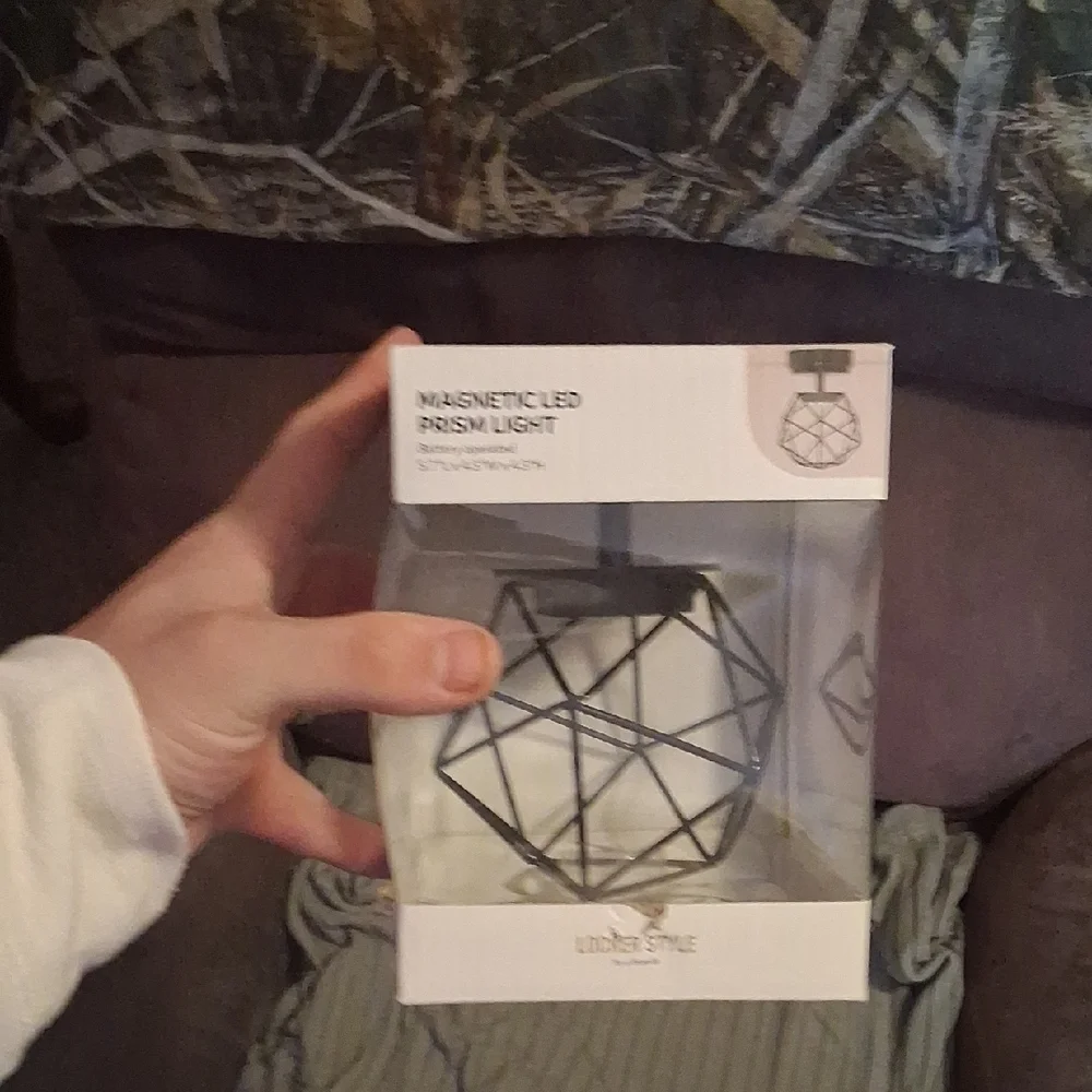 Locker Style Magnetic LED Prism Light - Black